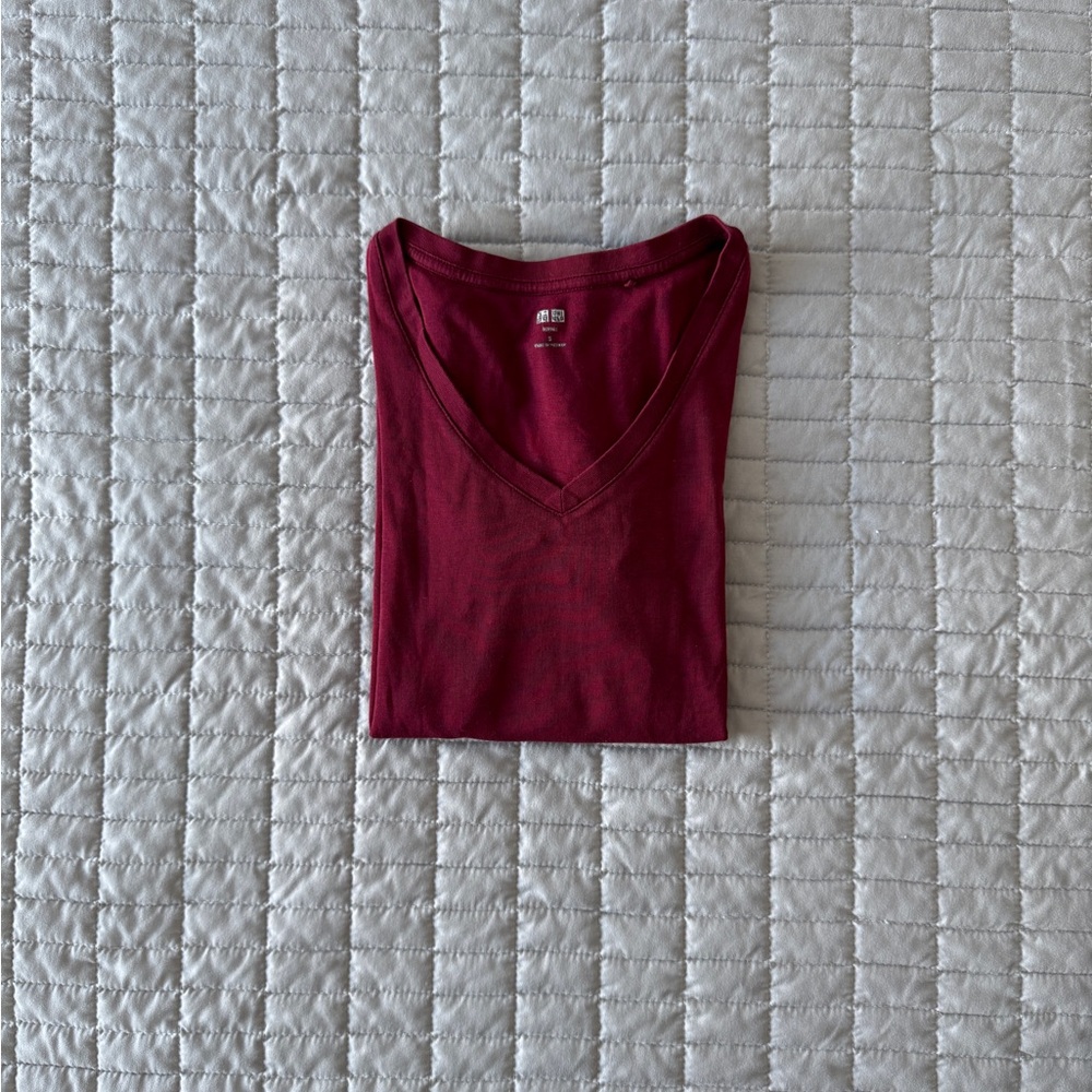 Uniqlo V-Neck Burgundy Women's Top